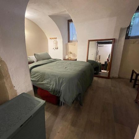 Rent Big Room With Breakfast Free In Old City Nancy Eksteriør bilde