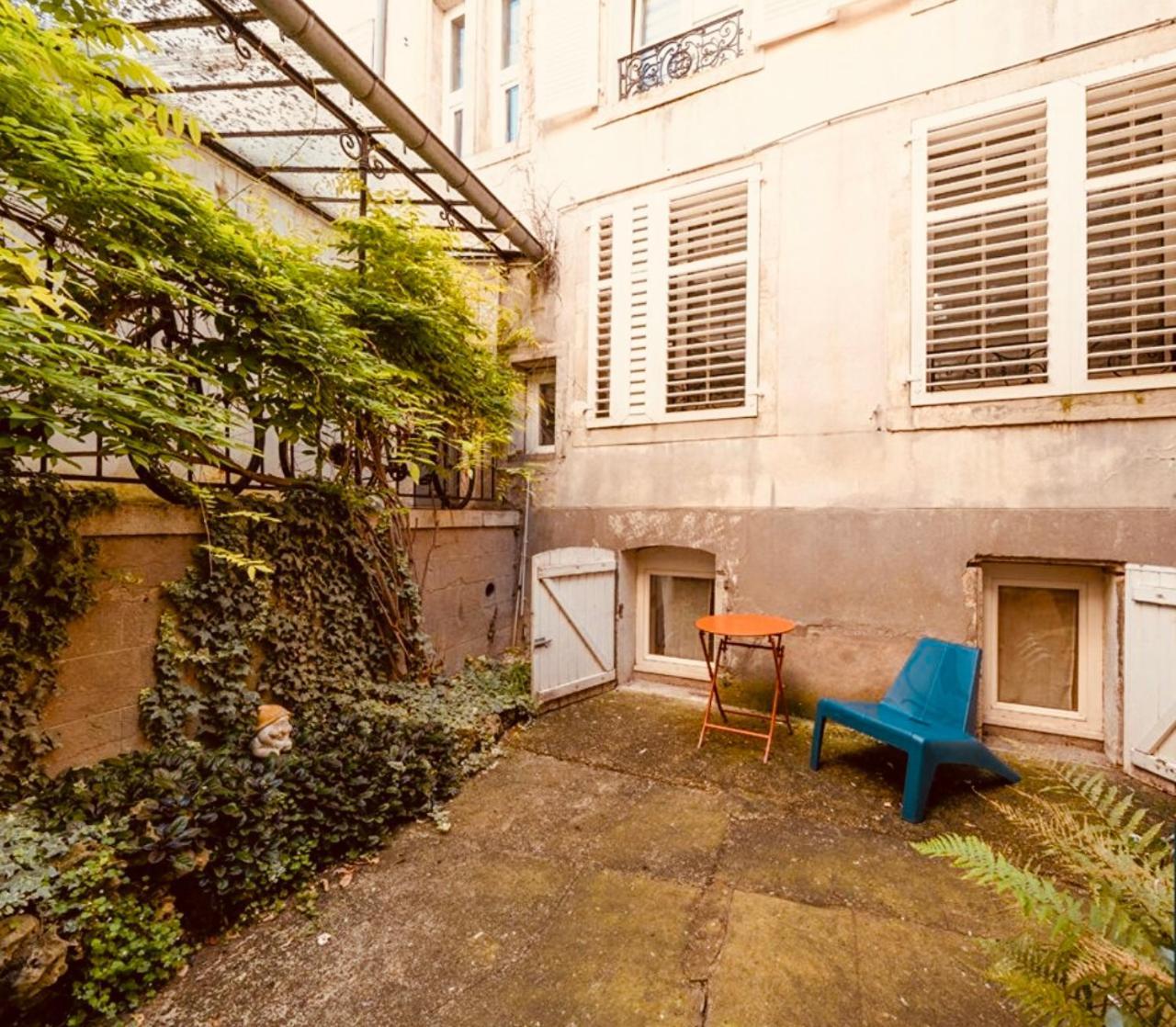 Rent Big Room With Breakfast Free In Old City Nancy Eksteriør bilde