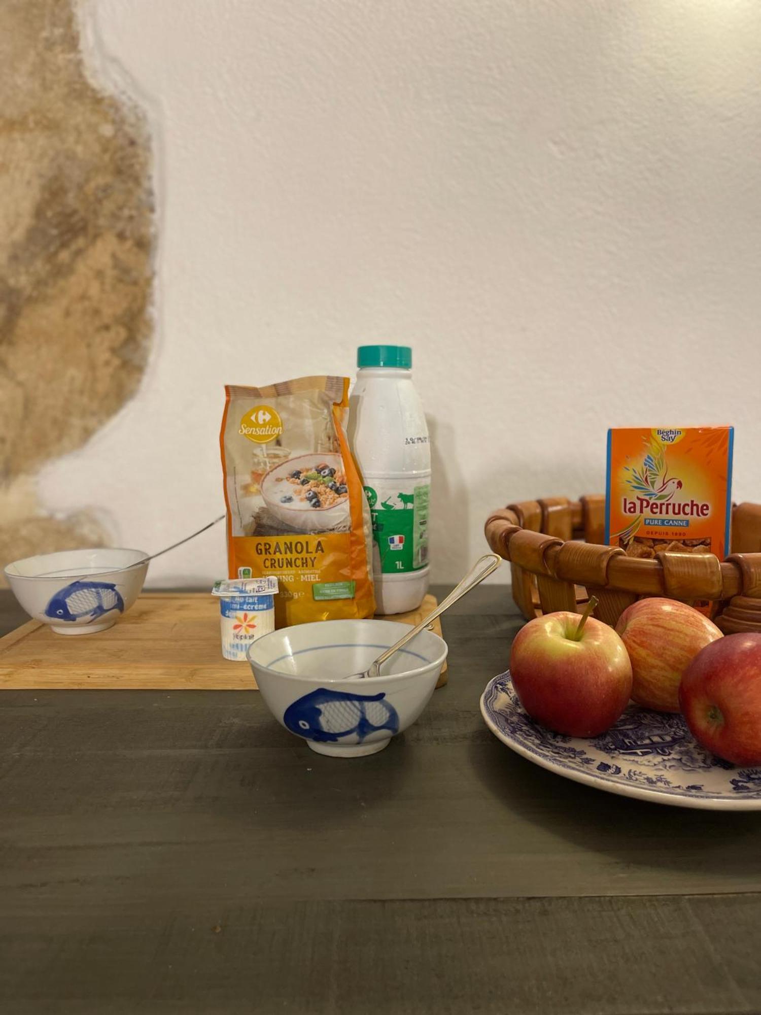 Rent Big Room With Breakfast Free In Old City Nancy Eksteriør bilde